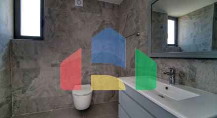 4-комнатный пентхаус 114 м2 с бассейном на крыше и неперекрываемыми видами на море! 4-комнатный пентхаус 114 м2 с бассейном на крыше и неперекрываемыми видами на море!