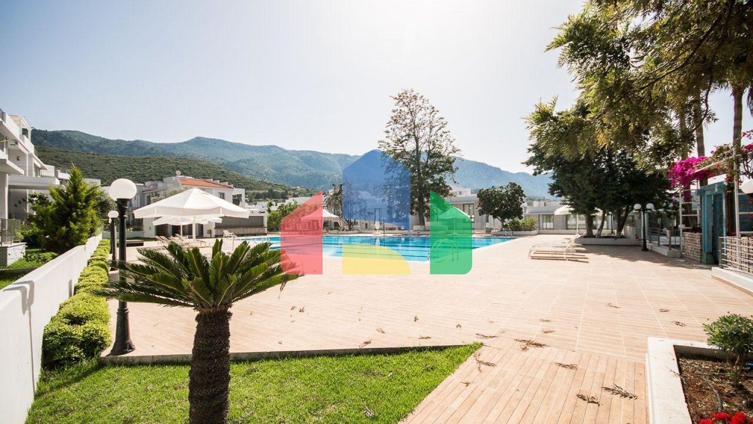 3-комнатный пентхаус 61 м2 с террасой на крыше 44 м2 полностью меблирован