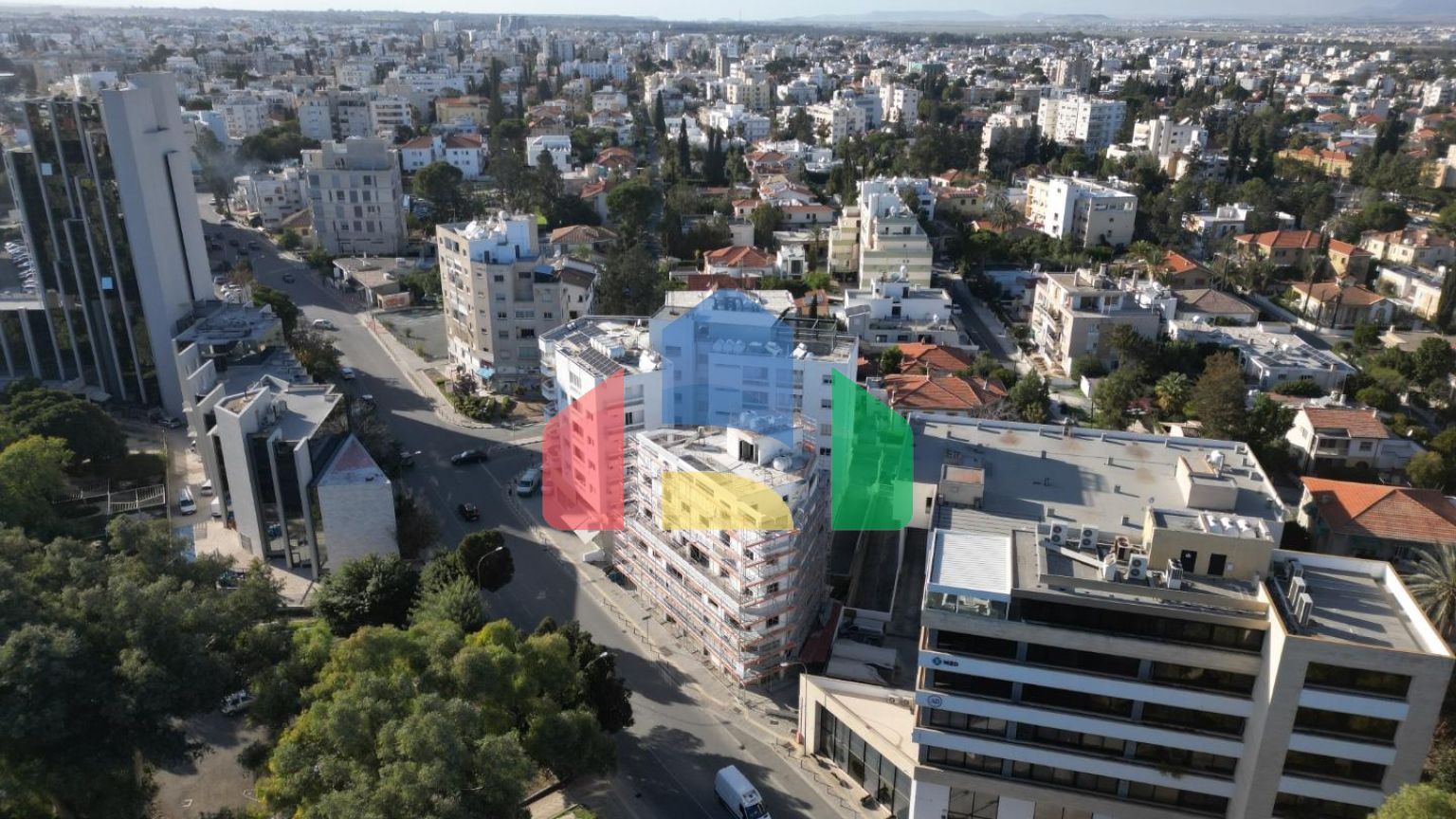 Современные апартаменты и магазины в центре Ларнаки, Centarllink