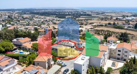 Продаж - Котедж 667 m² В Лимассоле