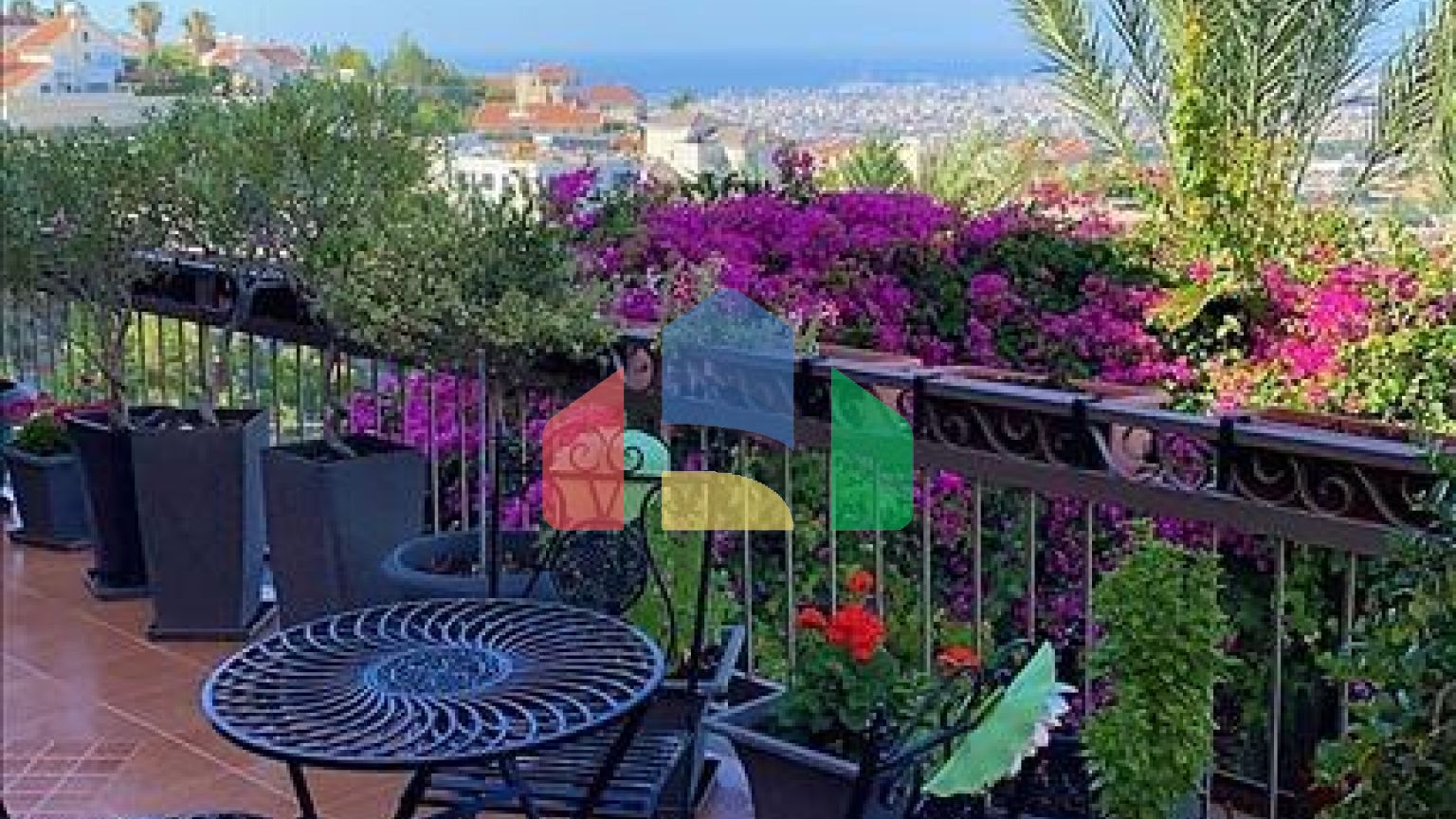 Продаж - Вілла 580 m² В Лимассоле