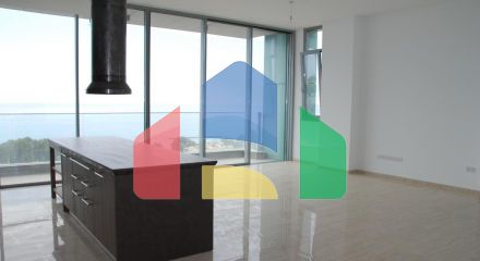 Продаж - Квартира 199 m² В Лимассоле