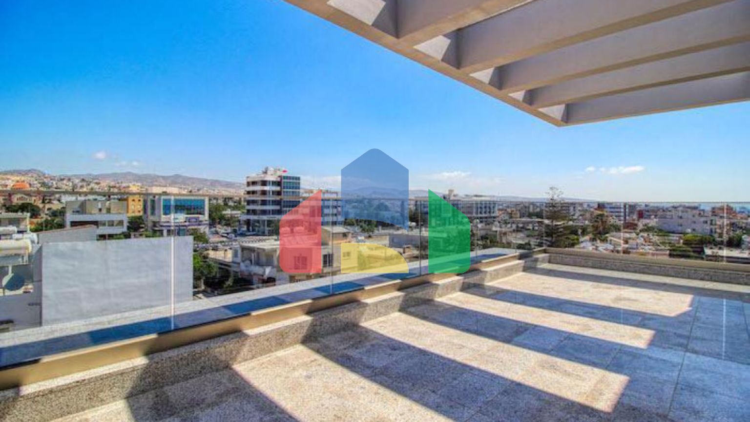 Продаж - Квартира 210 m² В Лимассоле