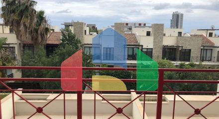 Продаж - Таунхаус 125 m² В Лимассоле