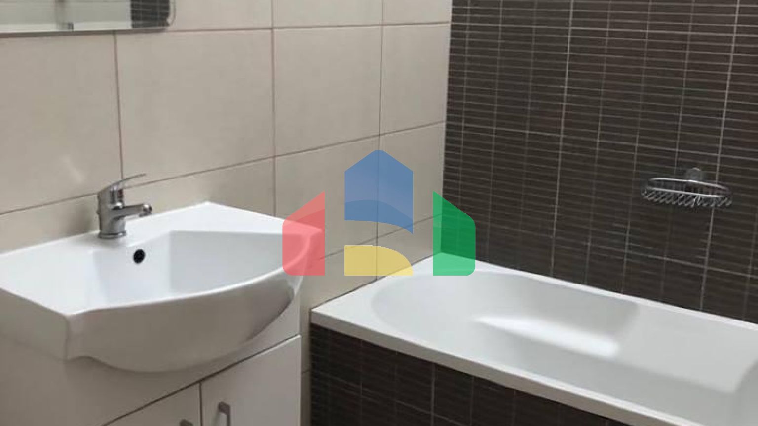 Продаж - Таунхаус 125 m² В Лимассоле