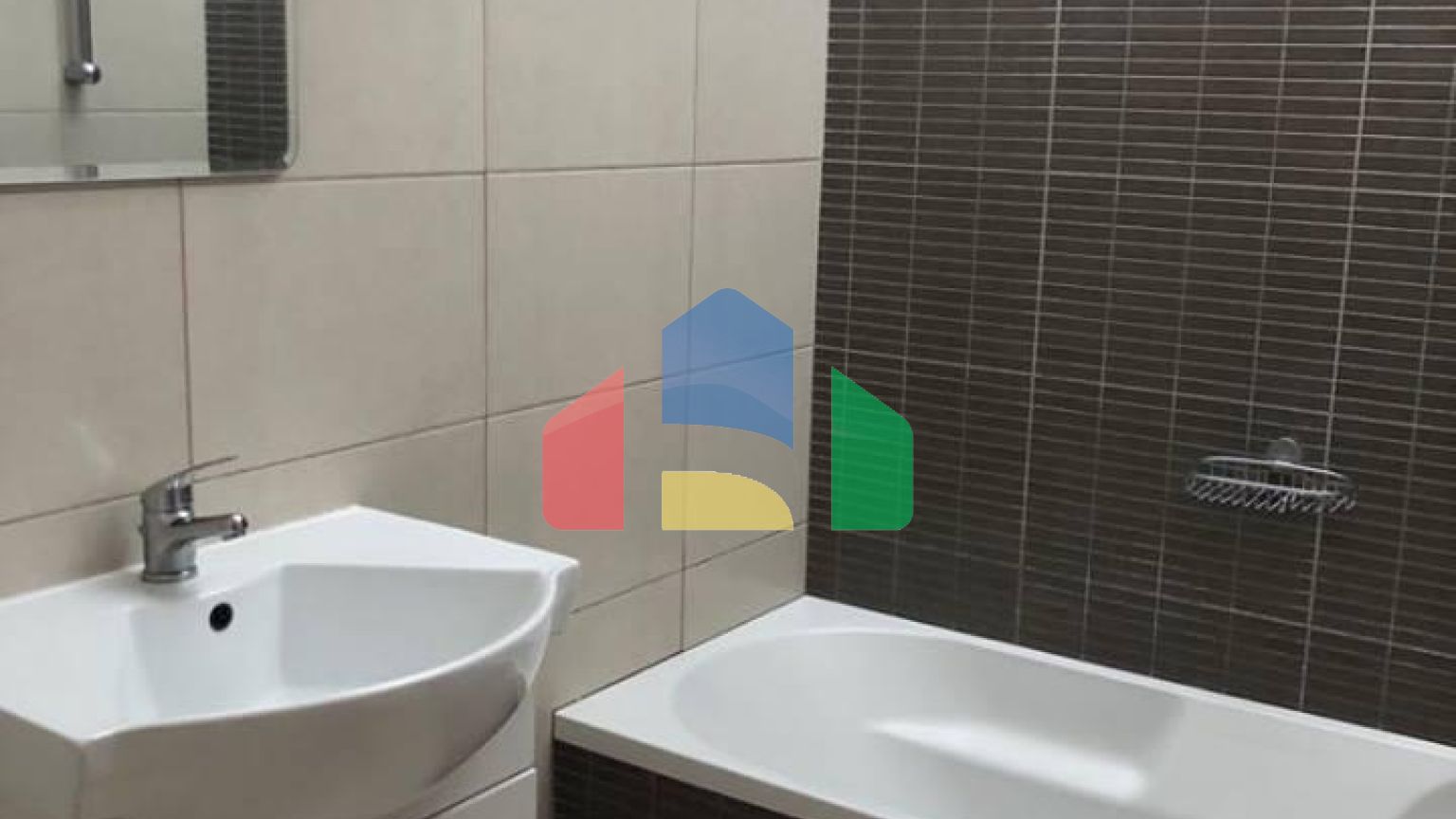 Продаж - Таунхаус 125 m² В Лимассоле