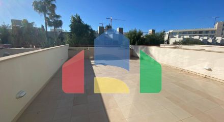 Продаж - Таунхаус 125 m² В Лимассоле