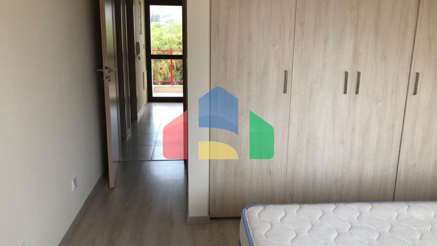 Продаж - Таунхаус 125 m² В Лимассоле