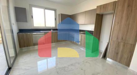 Продаж - Вілла 352 m² В Лимассоле