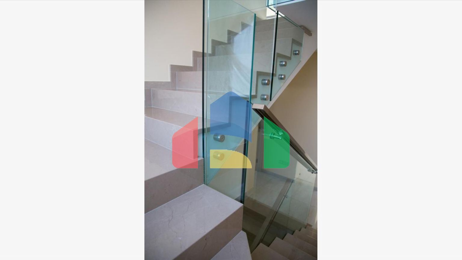 Продаж - Вілла 330 m² В Лимассоле