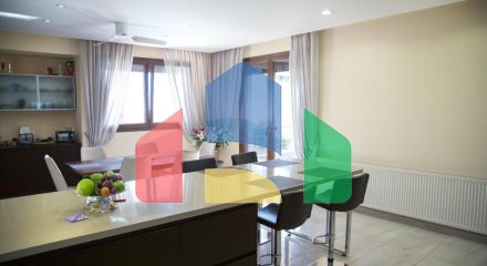 Продаж - Вілла 330 m² В Лимассоле