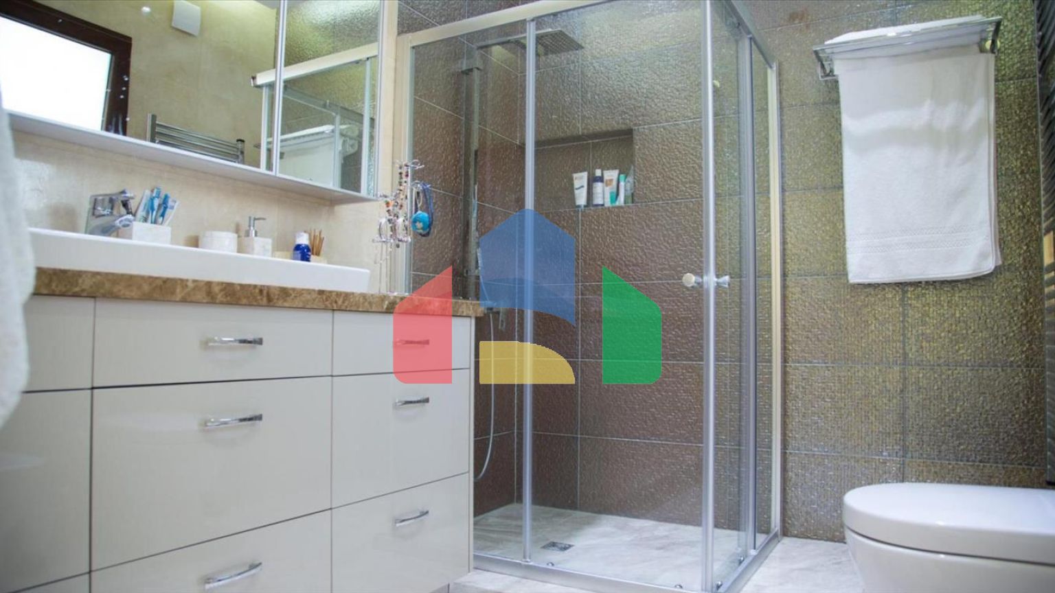 Продаж - Вілла 330 m² В Лимассоле