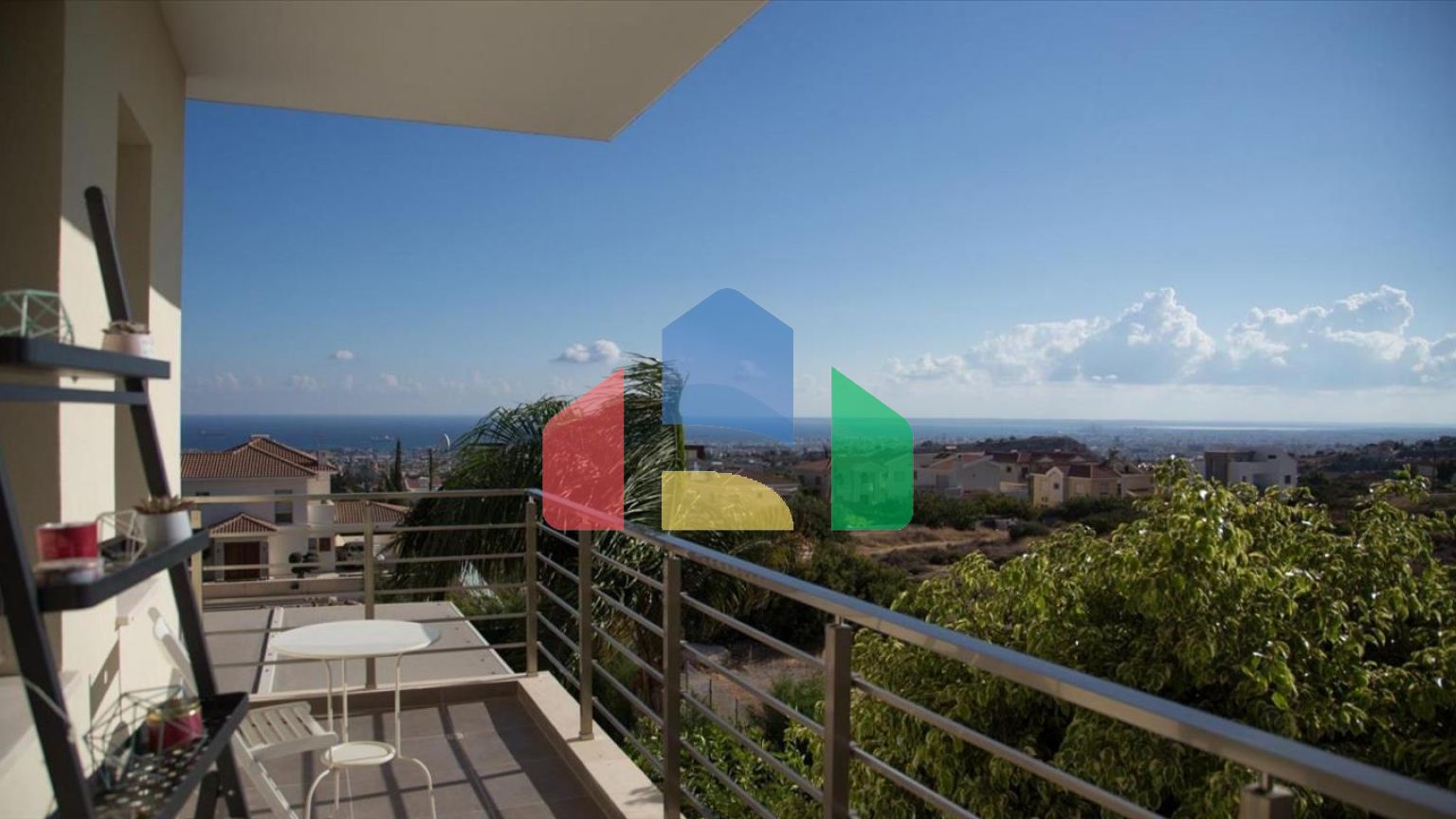 Продаж - Вілла 330 m² В Лимассоле