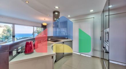 Продаж - Квартира 169 m² В Лимассоле