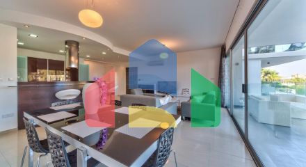 Продаж - Квартира 169 m² В Лимассоле