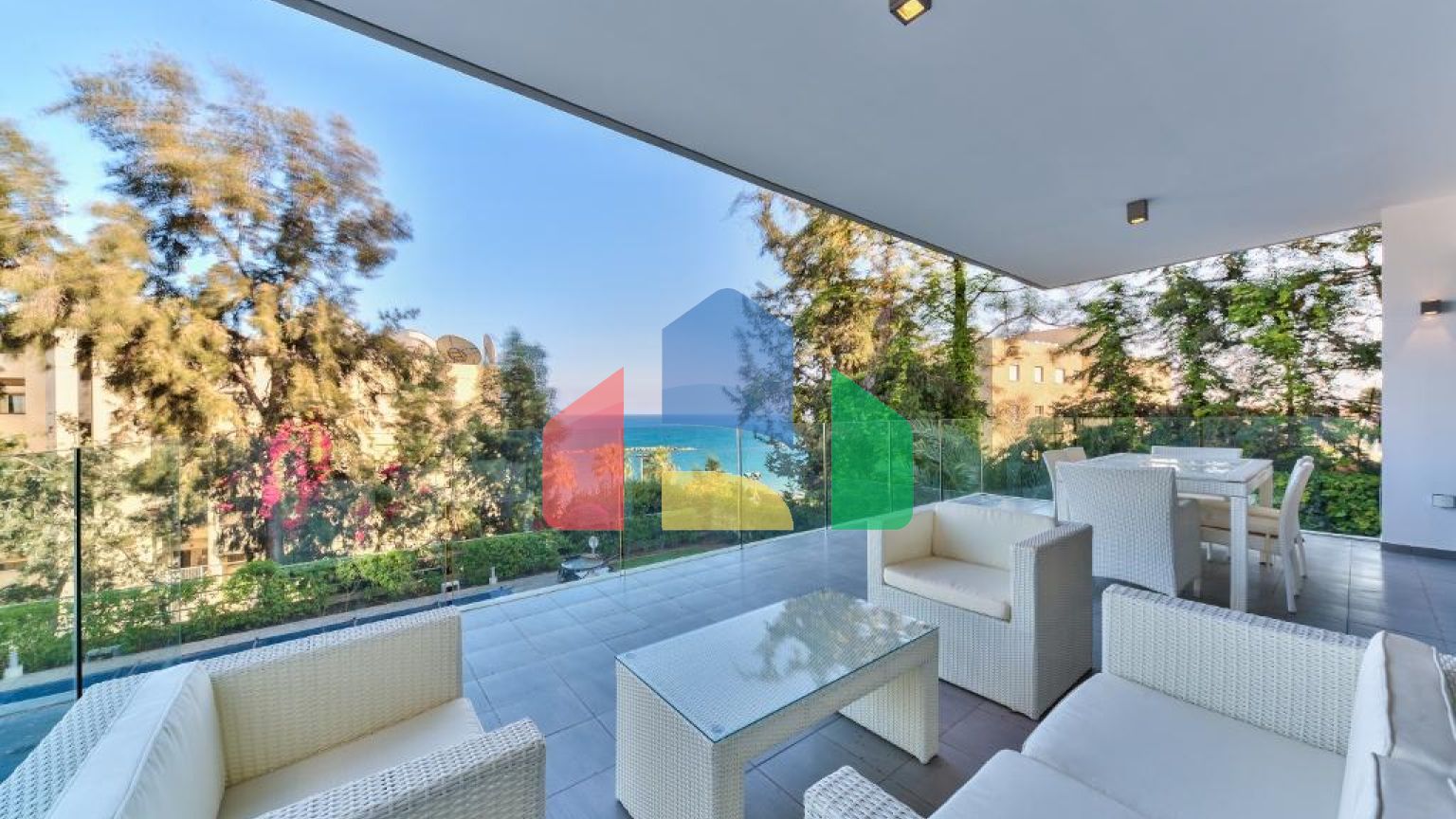 Продаж - Квартира 169 m² В Лимассоле