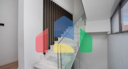 Продаж - Вілла 593 m² В Лимассоле