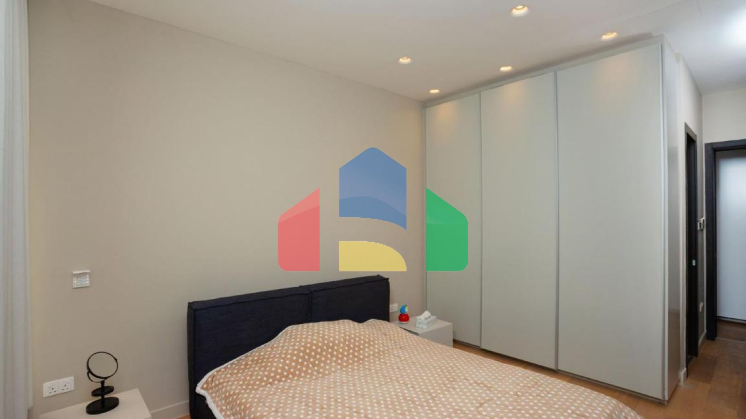 Продаж - Вілла 593 m² В Лимассоле