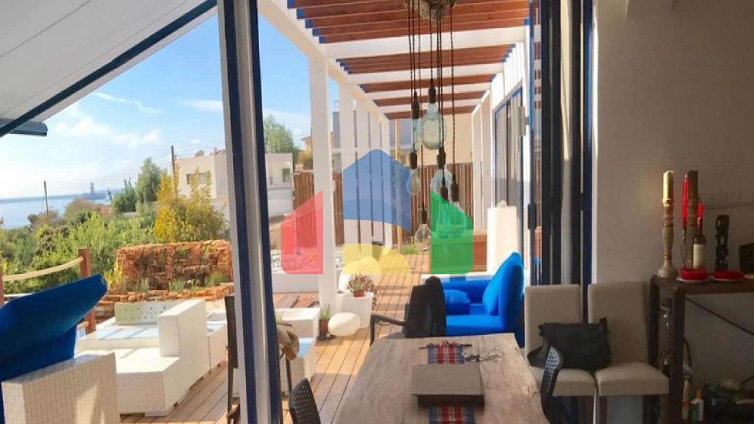 Продажа - Вилла 450 m² в Лимассоле