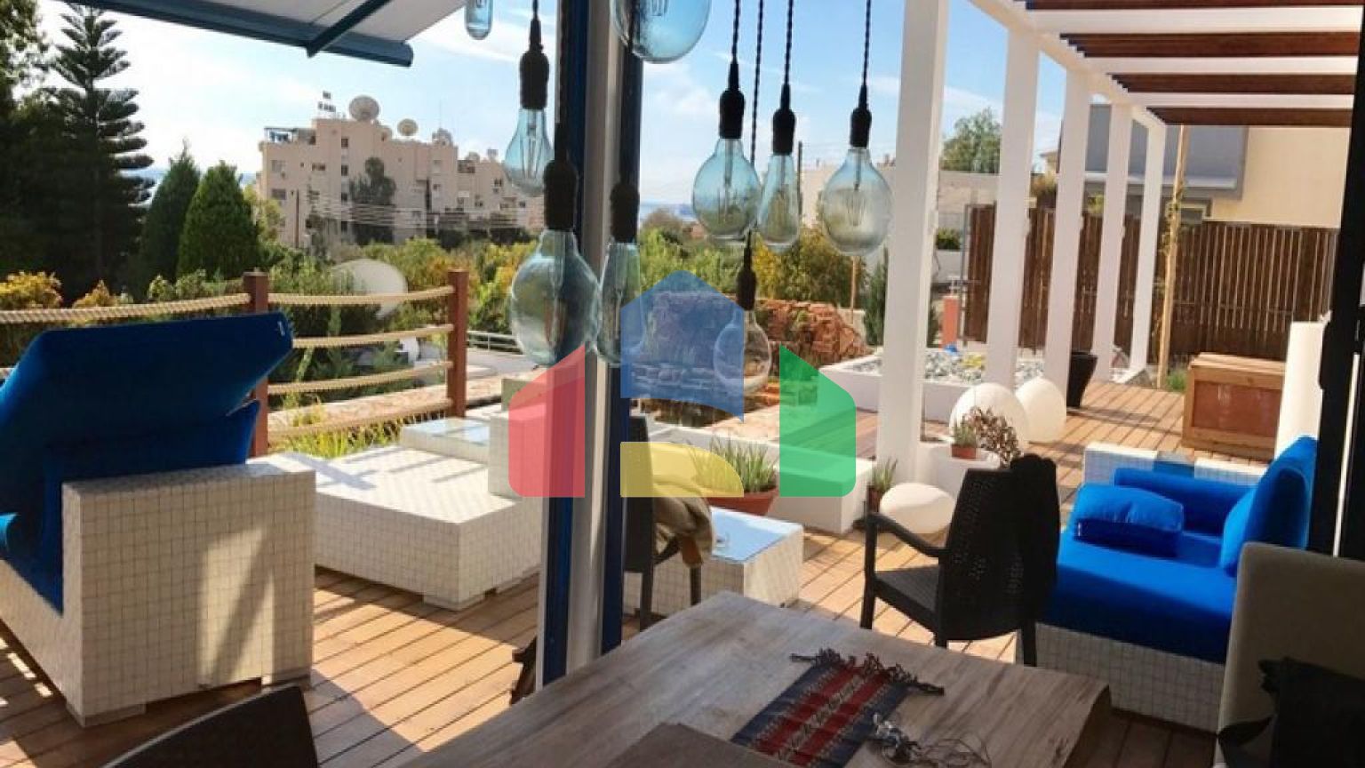 Продажа - Вилла 450 m² в Лимассоле