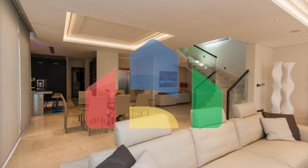Продаж - Вілла 550 m² В Лимассоле