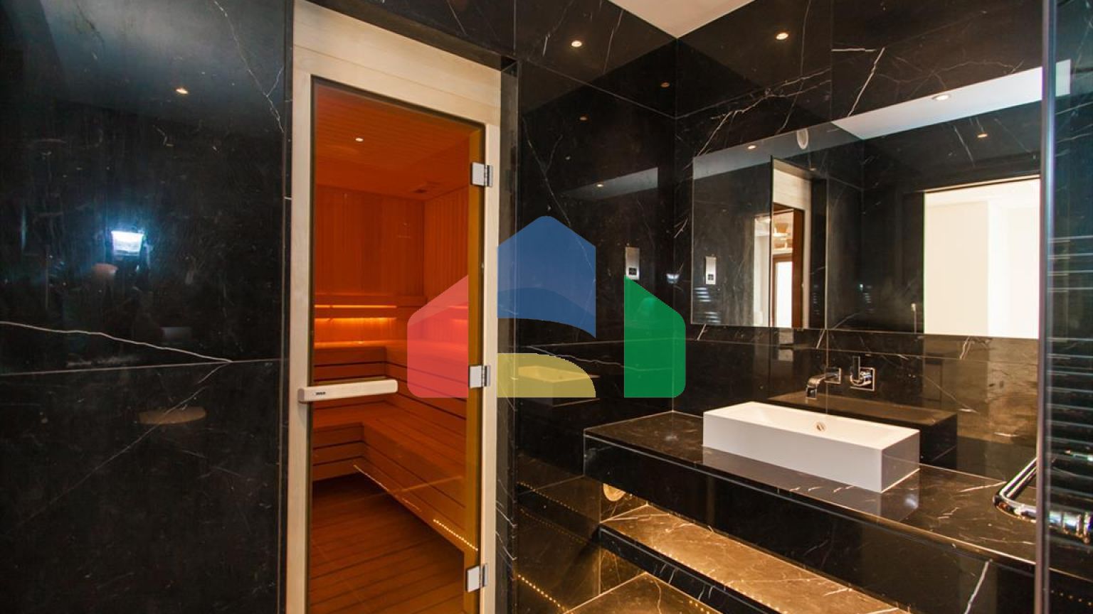 Продаж - Вілла 550 m² В Лимассоле