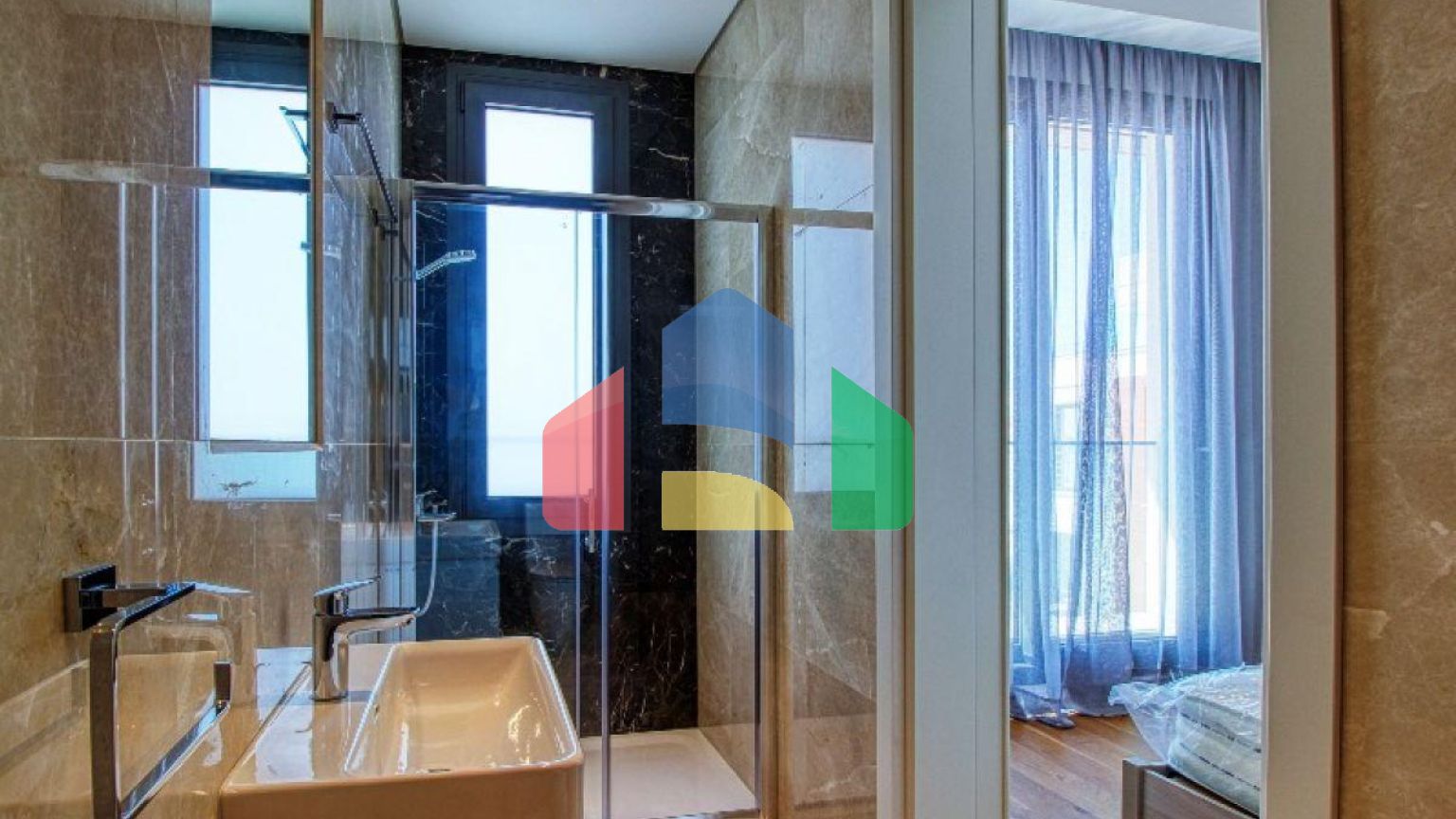 Продаж - Вілла 226 m² В Лимассоле