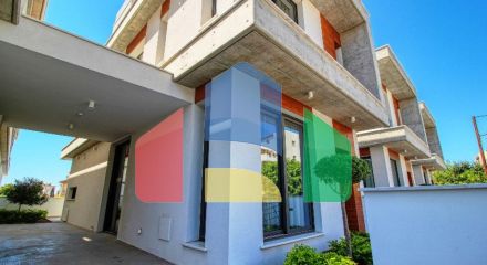 Продаж - Вілла 226 m² В Лимассоле