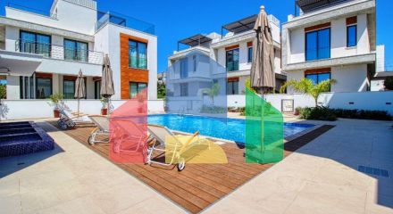 Продаж - Вілла 226 m² В Лимассоле