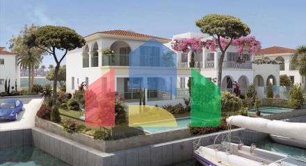For Sale - Villa 490 m² in Limassol
