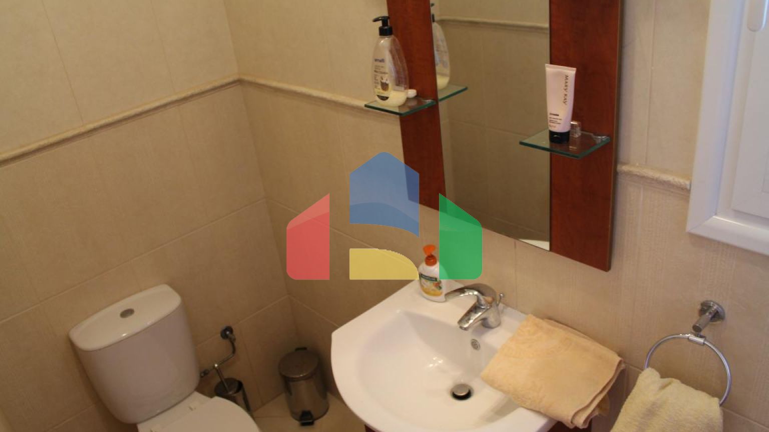 Продаж - Вілла 185 m² В Лимассоле