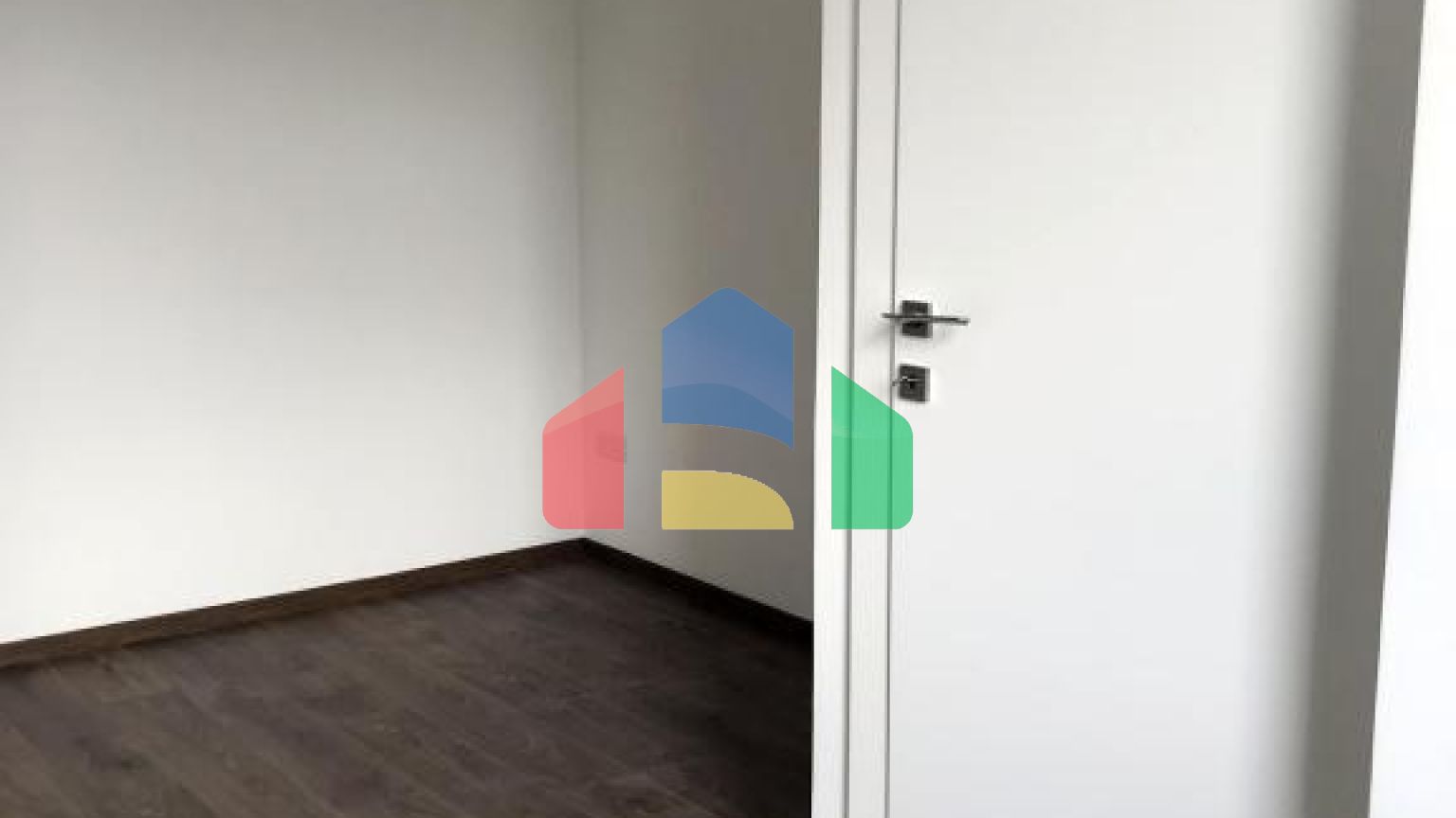 Продаж - Таунхаус 153 m² В Лимассоле