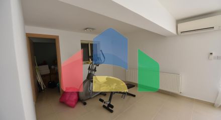 Продаж - Вілла 200 m² В Лимассоле