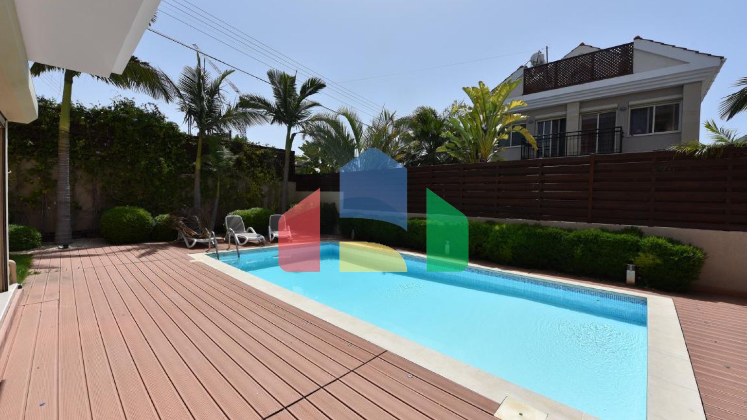 Продаж - Вілла 200 m² В Лимассоле