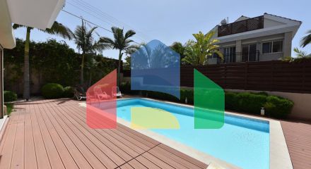 Продаж - Вілла 200 m² В Лимассоле