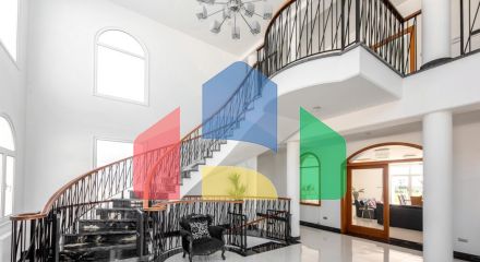 Продаж - Вілла 1000 m² В Лимассоле