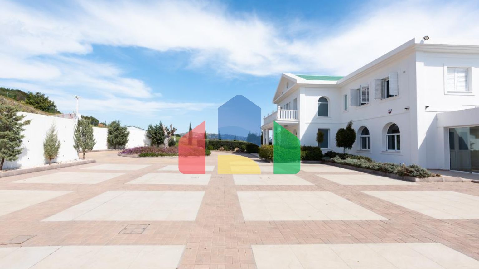 Продаж - Вілла 1000 m² В Лимассоле