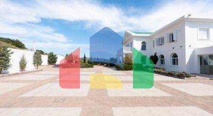 Продаж - Вілла 1000 m² В Лимассоле