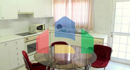 Продаж - Таунхаус 98 m² В Лимассоле