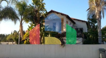 For Sale - Detached house 230 m² in Limassol