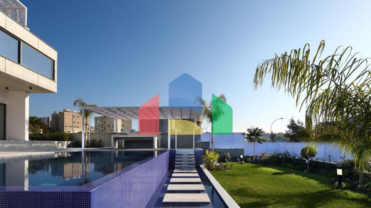 Продаж - Вілла 885 m² В Лимассоле