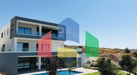 Продаж - Вілла 766 m² В Лимассоле