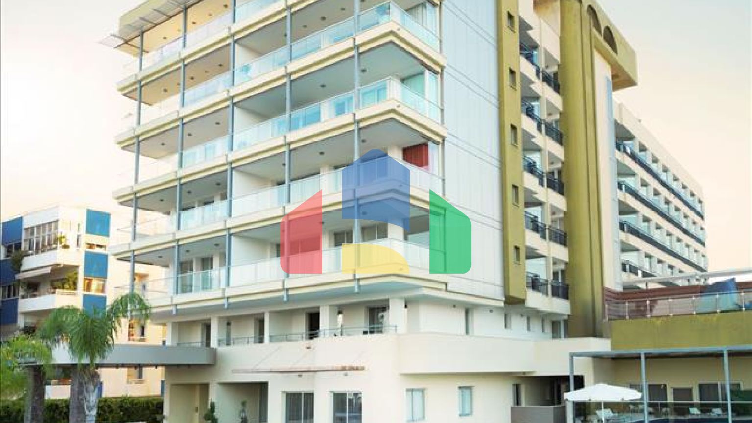 Продаж - Квартира 184 m² В Лимассоле