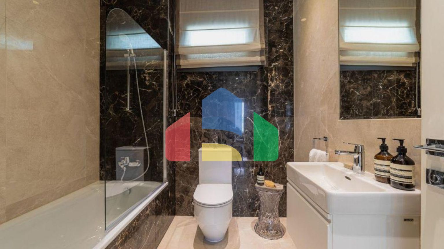 Продаж - Квартира 167 m² В Лимассоле