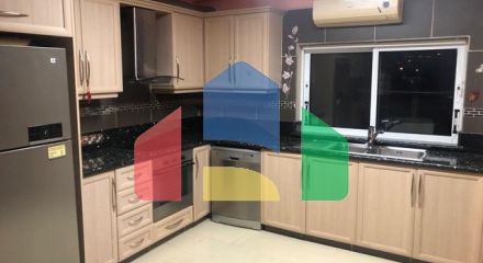 Продаж - Вілла 450 m² В Лимассоле