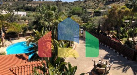 Продажа - Вилла 450 m² в Лимассоле