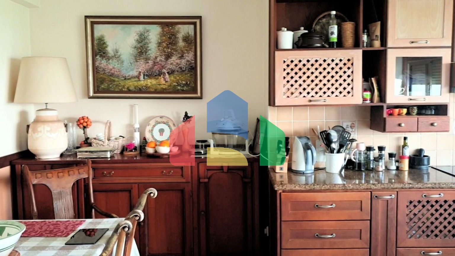 Продаж - Квартира 210 m² В Лимассоле