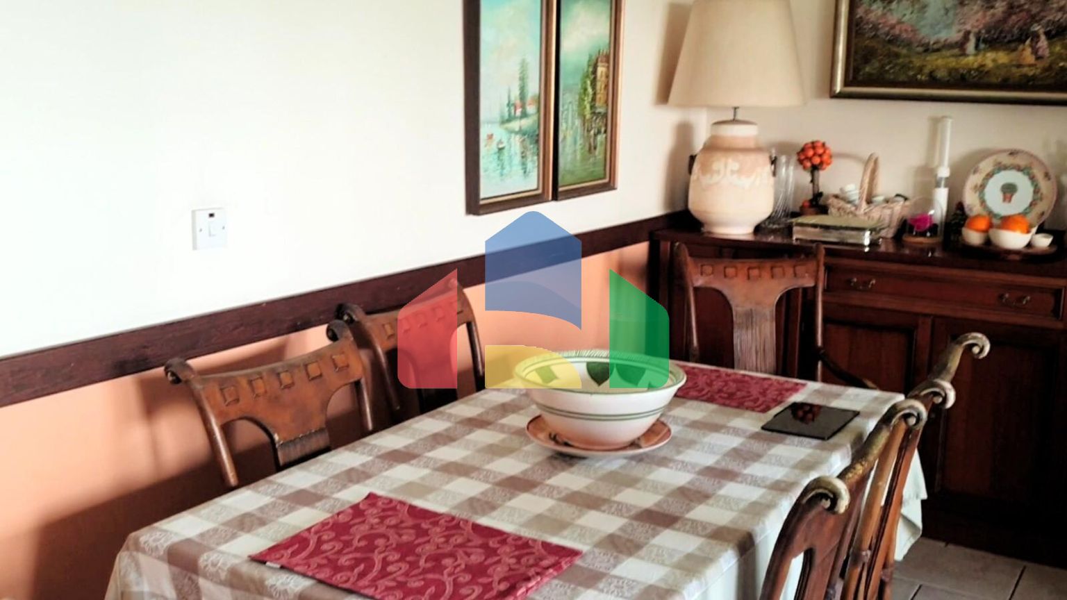 Продаж - Квартира 210 m² В Лимассоле