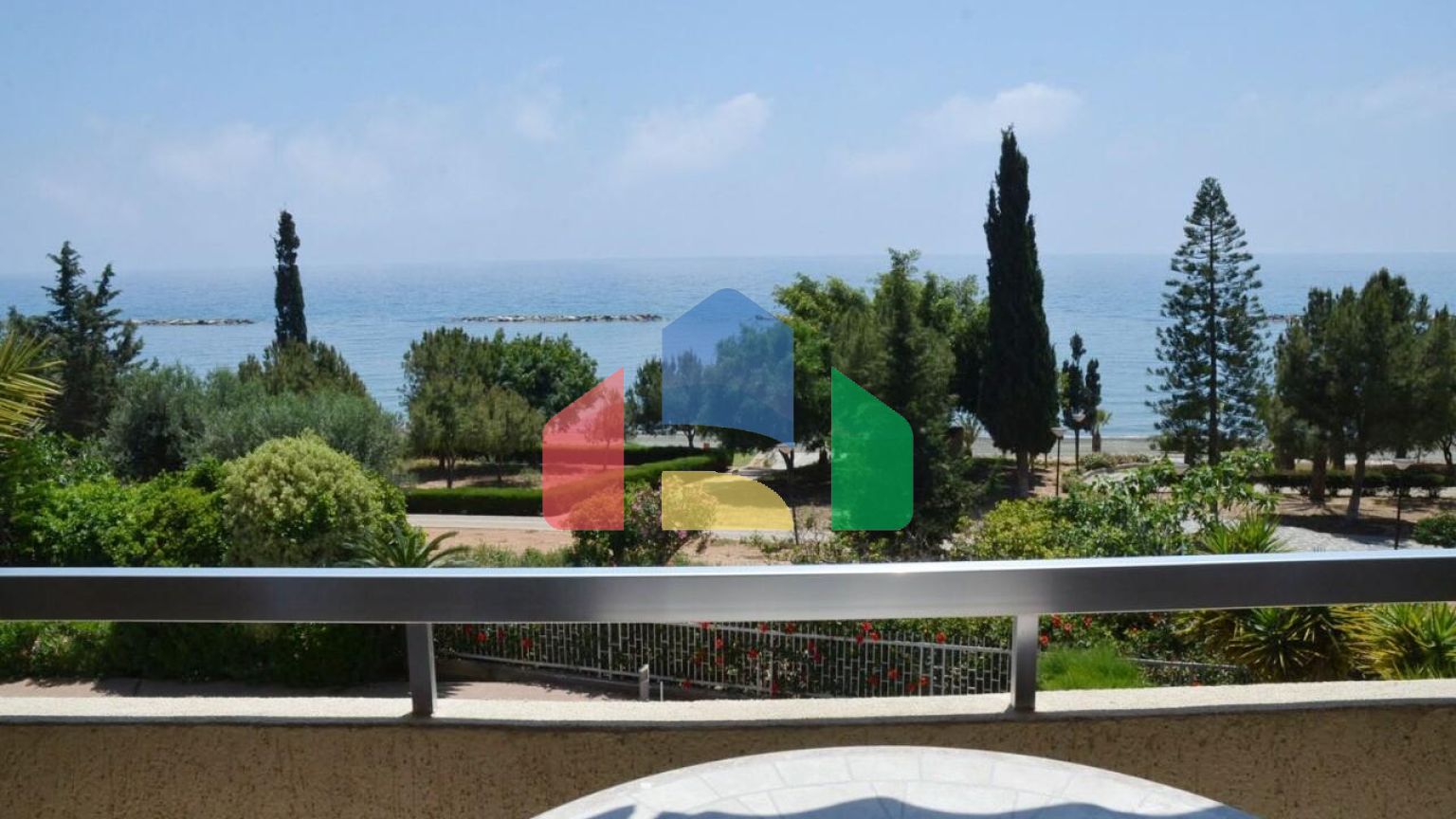 Продаж - Квартира 210 m² В Лимассоле