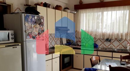 For Sale - Detached house 230 m² in Limassol